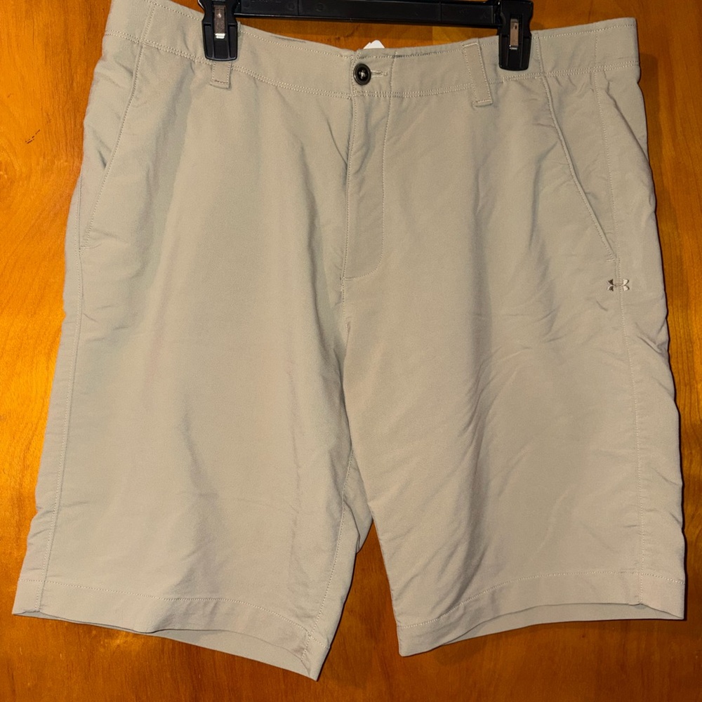 Under Armour Men's Light Tan Performance Hybrid Shorts